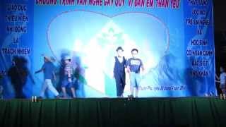 Giao lưu - biểu diễn tại H Thạnh Phú BT